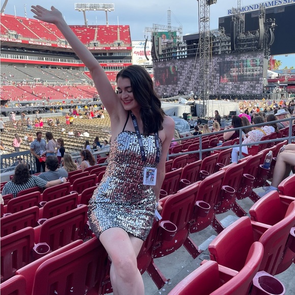 Silver sequin dress - Picture 3 of 4